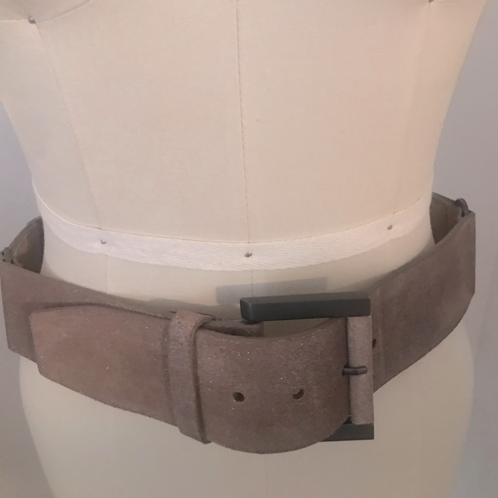 Chico’s Genuine Leather Metallic Belt